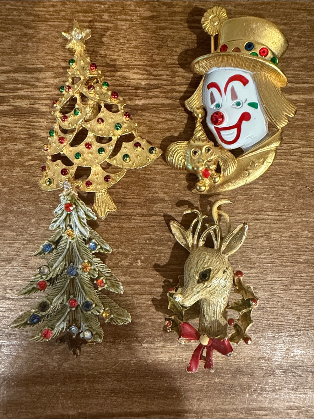 Gold-tone Christmas Tree and Reindeer Holiday brooch Set - Gold and Red & signed